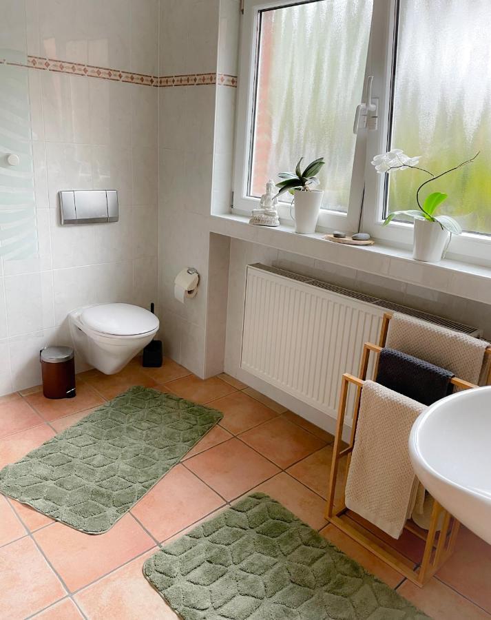 Modernes Appartement Im Gruenen - Stilvoll Und Komfortabel Köln Dış mekan fotoğraf