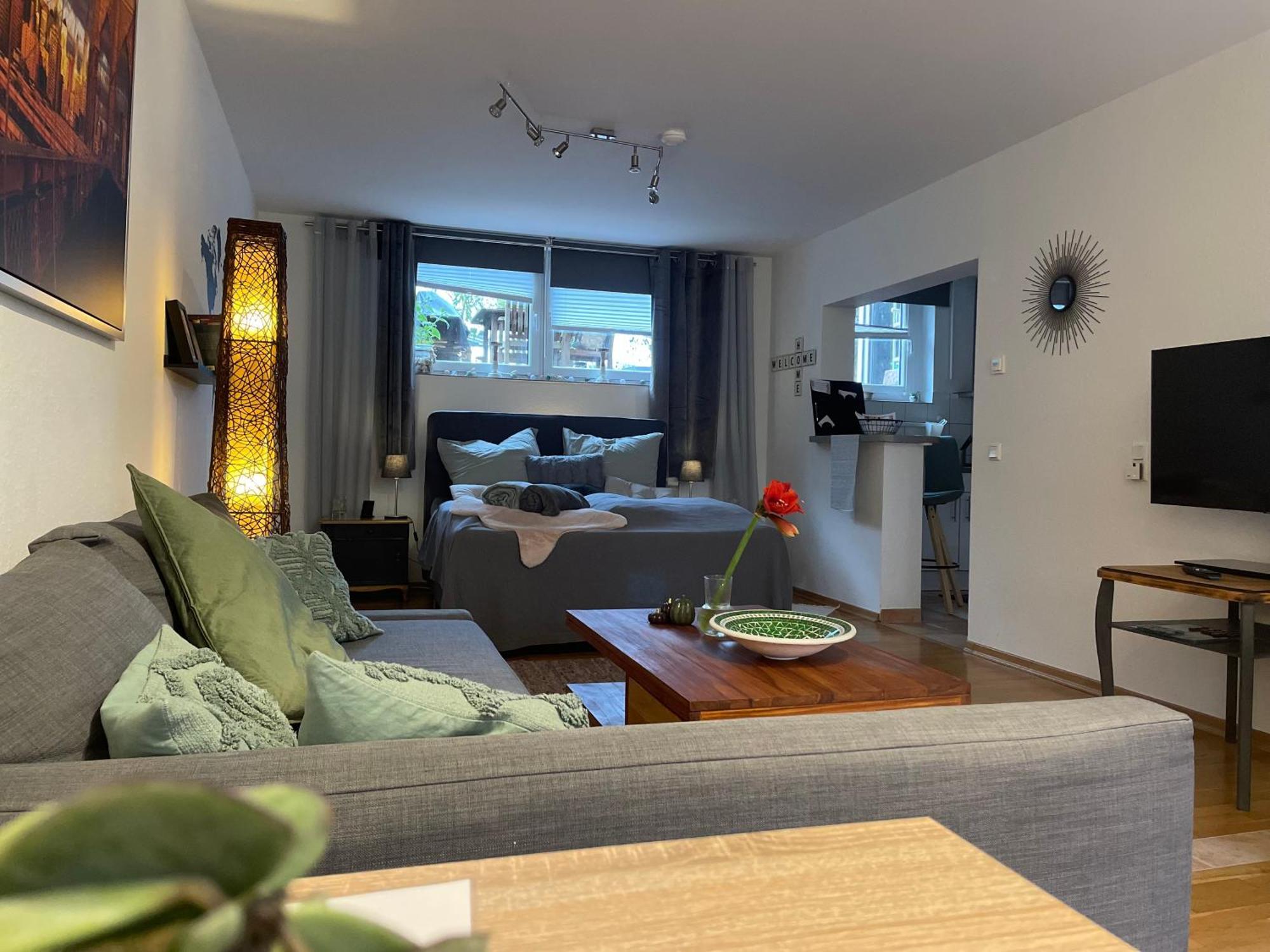 Modernes Appartement Im Gruenen - Stilvoll Und Komfortabel Köln Dış mekan fotoğraf